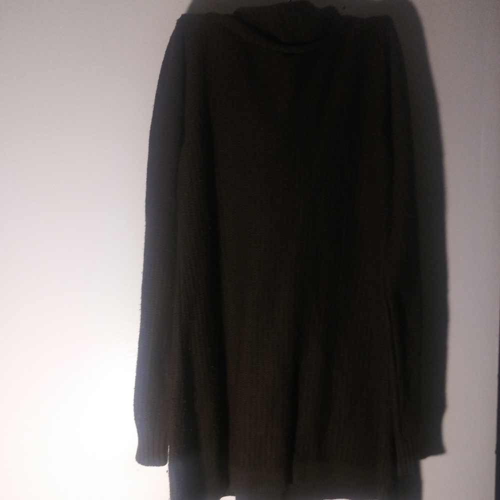 Sweater - Picture 3 of 4